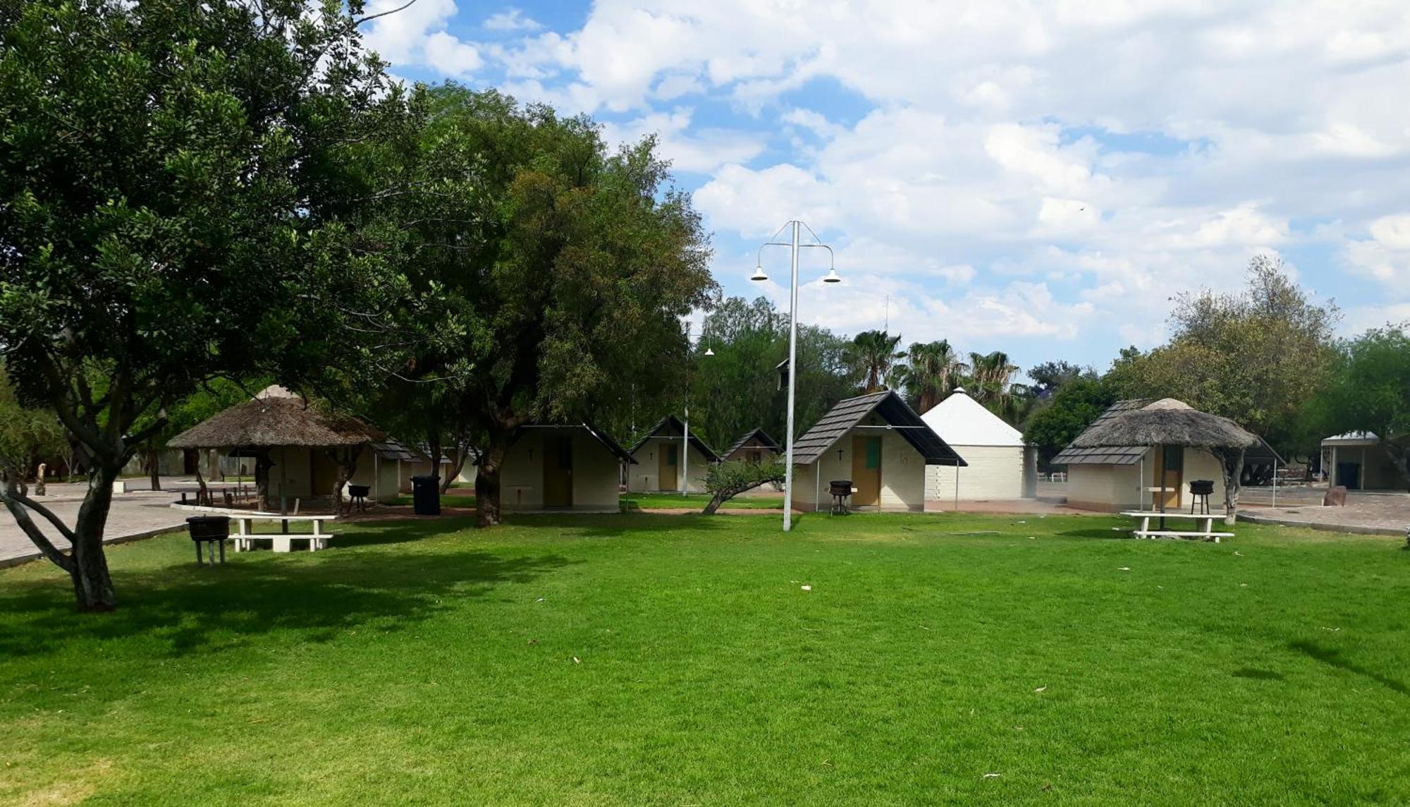 East Gate Rest Camp Buitepos Exterior foto
