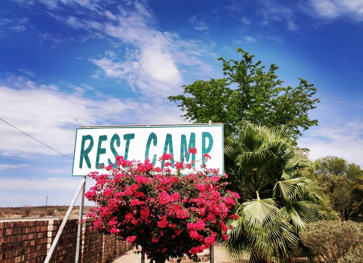 East Gate Rest Camp Buitepos Exterior foto
